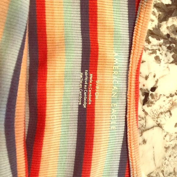 American Eagle small tank tops ( no straps) - Picture 3 of 3